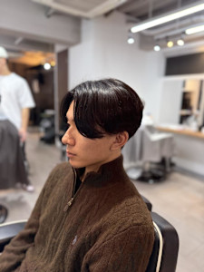 神田脩弥/センターパート/刈り上げ/大宮 - Vii men掲載