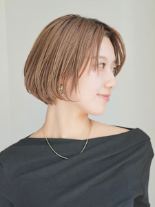 ショート・ボブ/丸顔/前髪あり/絶壁解消/40代/50代/
