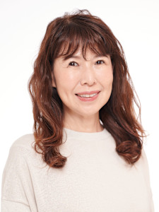 50代・60代の方に☆分け目カバーミディアム - えがお美容室掲載