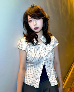 ルーツカラー　デザインカラー　ケアブリーチカラー　原宿