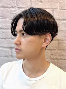 センターパートスタイル - 銀座マツナガ 新宿野村ビル店掲載