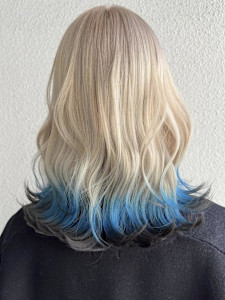 エンドカラー/全頭ブリーチ/ホワイトブロンド - Chula by artina 海老名2号店掲載