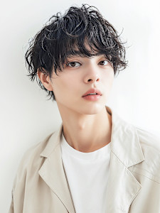 くせ毛風波打ちパーマモテ髪フェザーショートp1　カーリー - mod's hair【モッズヘア】上尾/上尾西口店掲載