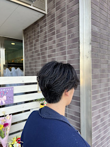 毛流れセンターパートフェザーパーマ