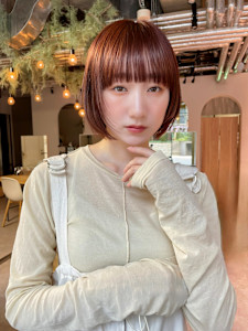 ワンカラーでできる暖色カラーの艶ボブ