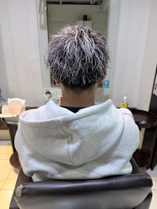 ホワイトメッシュ×ツイストパーマ