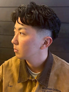 ナチュラルパーマ フェードカット ツーブロック ラルフカール - THIS IS BARBER 2nd掲載