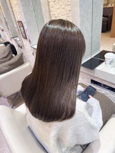 オリーブベージュでつくる艶髪