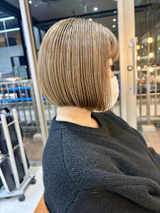 【黒田】ミニボブ/ミルクティーボブ