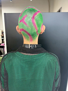 オーダーメイド　デザインカラー　ケアブリーチカラー　ウルフ