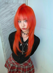 オレンジカラー　ケアブリーチカラー　セクションカラー　ウルフ