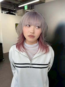 インナーカラー　デザインカラー　ケアブリーチカラー　ウルフ