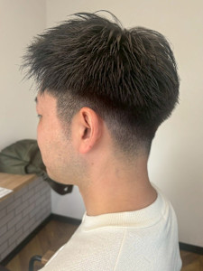 メンズカット 刈り上げ ビジネスカット 黒髪 ツーブロック