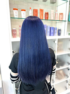 色落ちも綺麗なネイビーブルー