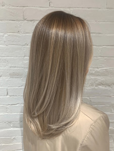 ハイトーン　ブロンド