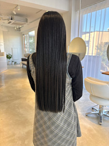 薬院浄水　スーパーロングヘア＋ネイビーブラック - CIRCLES hair design 薬院浄水通り店掲載