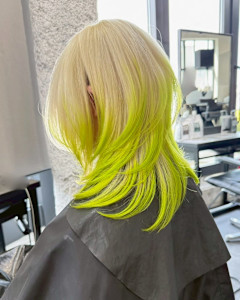 ルーツカラー　デザインカラー　ケアブリーチカラー　姫レイヤー