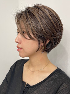 ショート・ボブ/丸顔/前髪あり/絶壁解消/40代/50代/