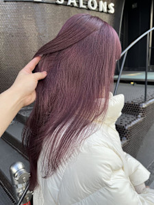 ブリーチなし上品赤髪♪♪ - ao. 渋谷/表参道 ダブルカラー・ハイトーン・髪質改善【アオ】掲載