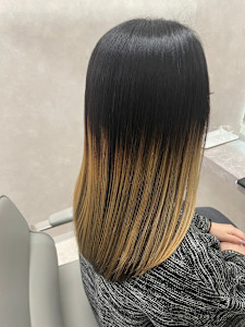  『ROW横浜』グラデーション×毛先ハイライト