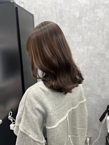  『ROW横浜』美髪艶ブラウンカラー×ゆる巻き