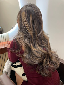  『ROW横浜』ニュアンス巻き×ハイライト