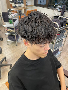 メンズカット爽やか刈り上げマッシュ波巻きパーマ
