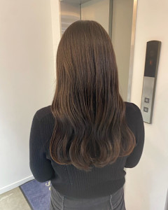 韓国風ゆるふわ巻き赤み消しカラー髪質改善トリートメント