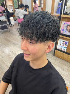 メンズカット爽やかマッシュ刈り上げマッシュ波巻きパーマ
