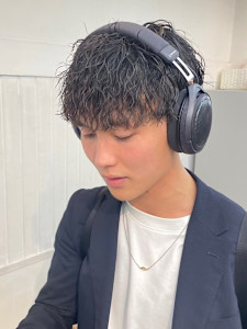 メンズカット爽やか刈り上げマッシュ波巻きパーマ