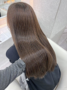 オリーブグレ／小顔に見せるヘア／ココアベージュ/黒髪カタログ