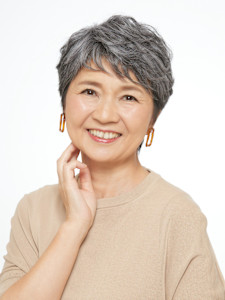 分け目が気になる方に◎トップふんわりショート - えがお美容室掲載