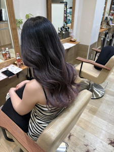 韓国風レイヤーカット艶カラーローズブラウン前髪カット 
