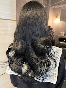 《高橋亜美》ブルーブラック/大宮/艶カラー