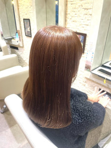 柔らかさと透明感が叶う！ミルクティーベージュカラー