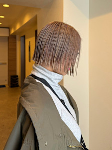 シルバーベージュ/ペールベージュ/ヘイリーボブ/ボブ