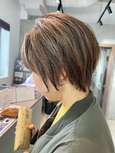 くびれ/ショート/ハイライト