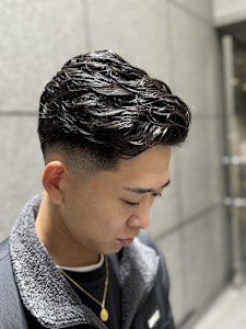 フェード毛流れパーマ