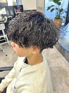 【強め波巻きスパイラル】セットが楽なメンズパーマ