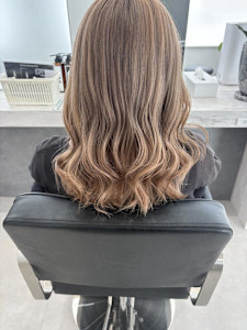 ベージュ系カラーワンブリーチ