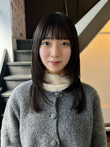 ストレートレイヤーカット     [本町/心斎橋/堺筋本町]