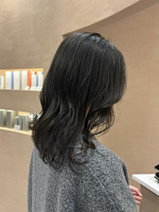 オリーブグレー