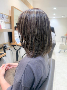 白髪ぼかし細めハイライト30代40代50代セミディ