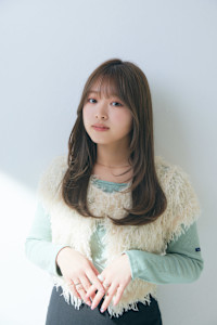 韓国くびれヘア×ヘーゼルベージュ