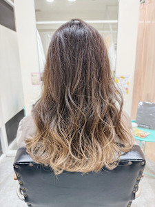 ダブルカラー・裾カラー・ピンクカラー・デザインカラー