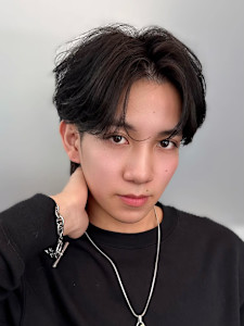 Men’s salon Zina 天神×スタイル