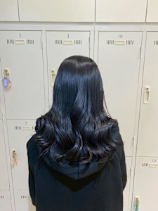 艶っとブルーブラックカラー