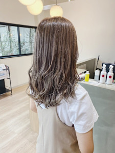 20代30代40代大人可愛いウェーブパーマ/グレージュカラー