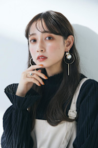 大人耳掛けゆるカール