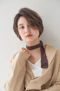 ハイライトで大人ショート